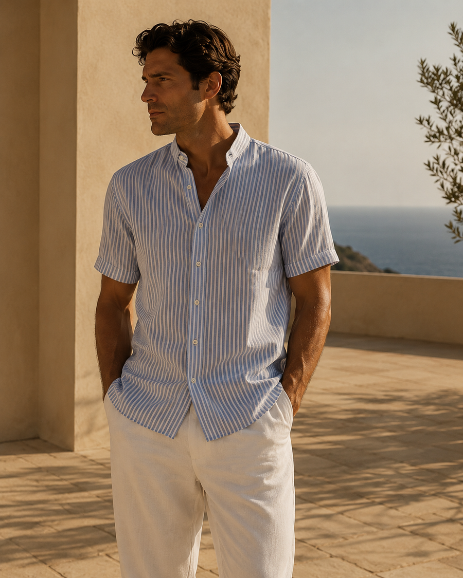 Modelo con pantalón de lino blanco BRAVIO